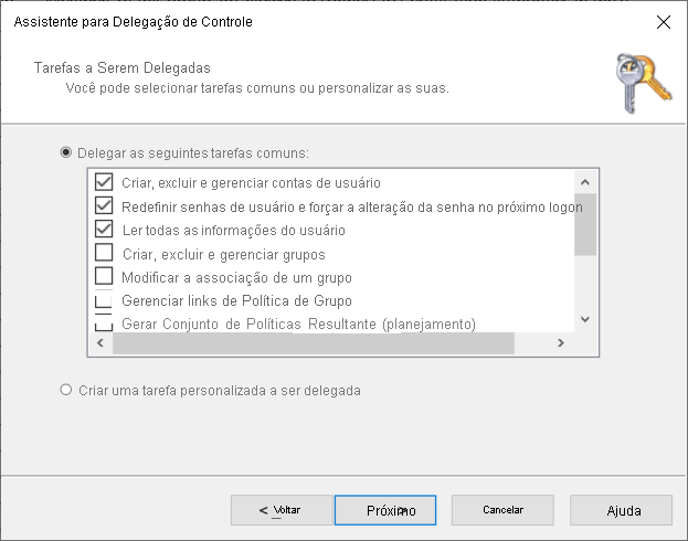 Captura de tela da página Tarefas a Delegar no Assistente para delegação de controle. O administrador selecionou as tarefas relacionadas ao gerenciamento de usuário.