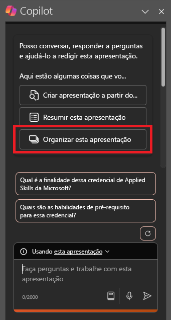 Captura de tela do painel do Copilot no PowerPoint ao ser aberto pela primeira vez.