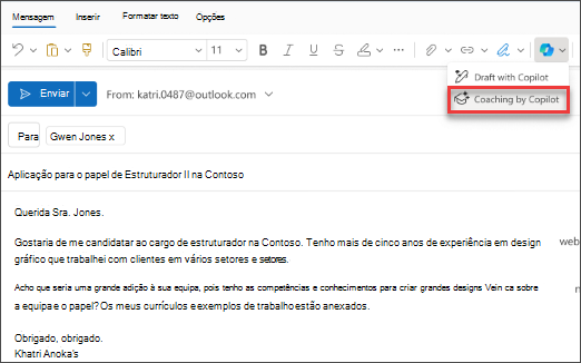 Captura de tela da opção de menu Coaching do Copilot no Novo Outlook.