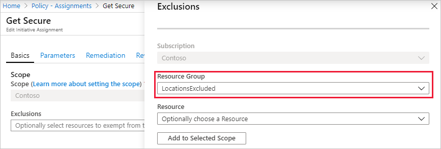 Captura de ecrã da opção Exclusões na página Atribuição de Iniciativa para adicionar um grupo de recursos excluídos à atribuição de política.