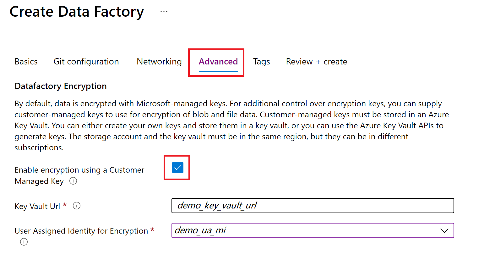 Captura de ecrã do separador Avançado para a experiência de criação de data factory no portal do Azure.