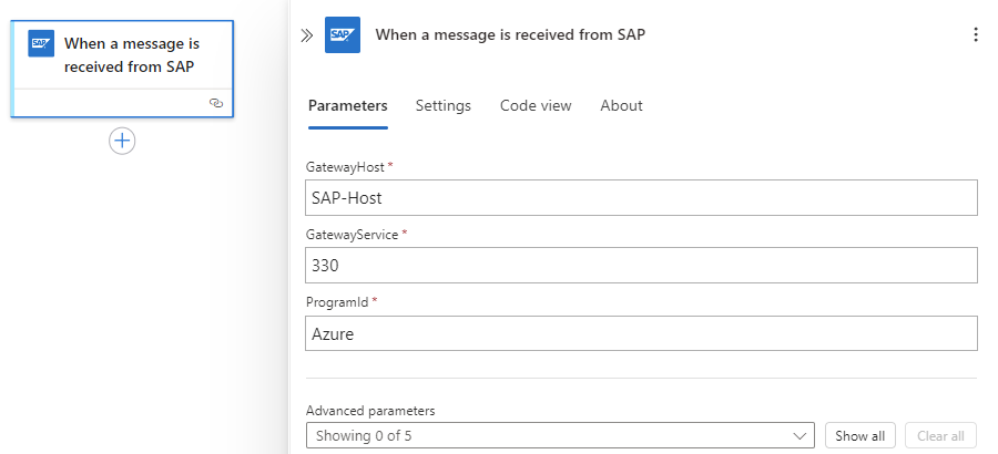 A captura de tela mostra o fluxo de trabalho e um gatilho de conector gerenciado SAP minimamente configurado.