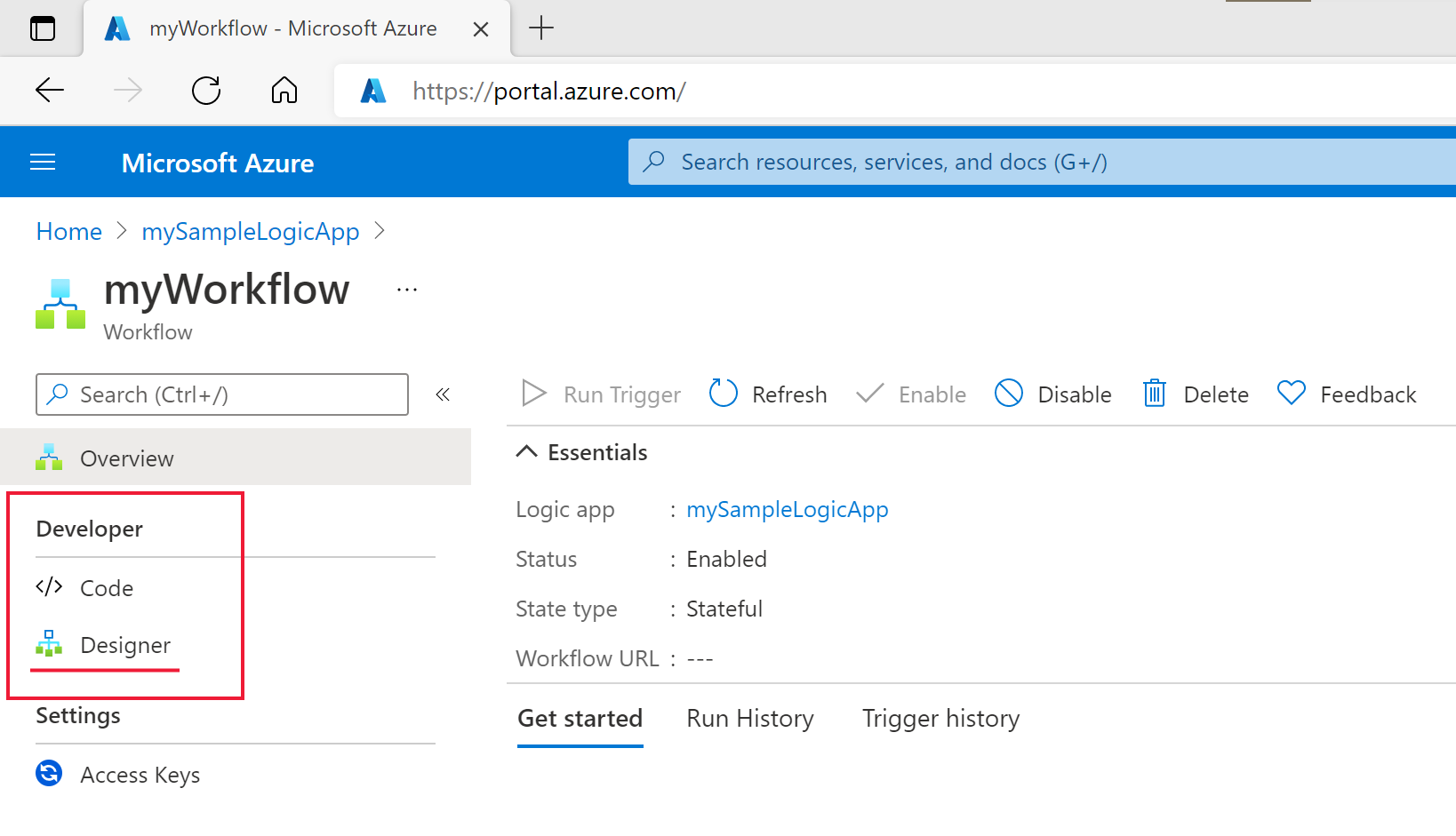 Captura de ecrã de uma página de recursos da aplicação lógica no portal do Azure, mostrando as opções da barra lateral para ver um fluxo de trabalho na vista Código ou Designer.