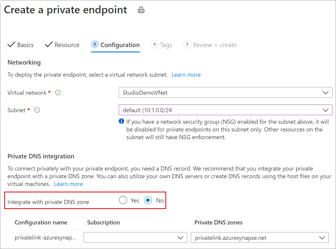 Captura de ecrã a mostrar Create Synapse private DNS zone 1 (Criar zona DNS privada do Synapse 1).