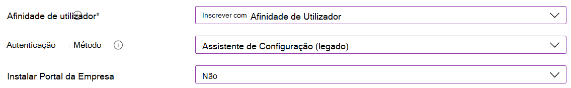 No Intune centro de administração e Microsoft Intune, inscreva dispositivos iOS/iPadOS com a inscrição automatizada de dispositivos (ADE). Selecione Inscrever com afinidade de utilizador, utilize o Assistente de Configuração para autenticação e não instale a aplicação Portal da Empresa.