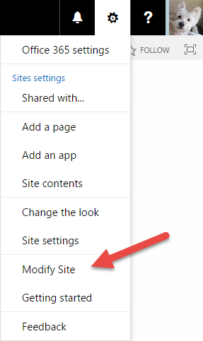 O menu de configurações Office 365 é exibido com a opção de menu, Modificar Site, realçada.