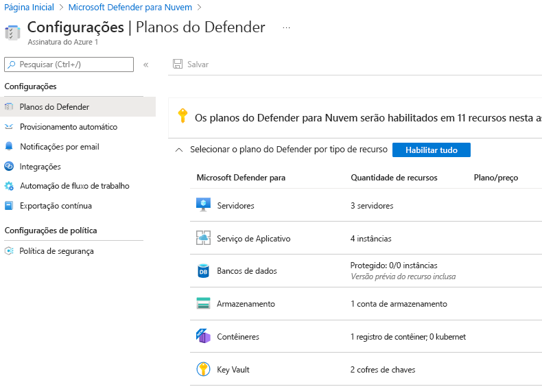 Captura de ecrã que mostra as políticas de segurança incorporadas para o Defender for Cloud.