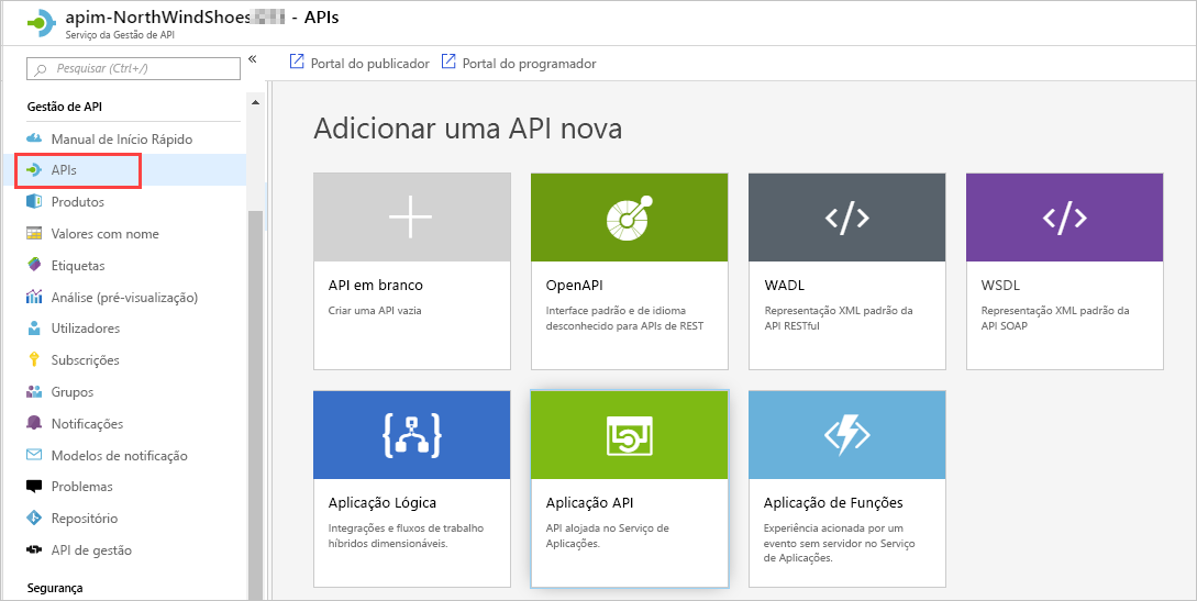 Captura de ecrã do portal do Azure a mostrar o serviço de Gestão de API com a secção APIs realçada e selecionada.