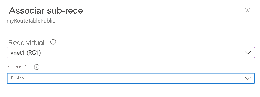 Captura de tela de uma tabela de rotas sendo associada a uma rede virtual.