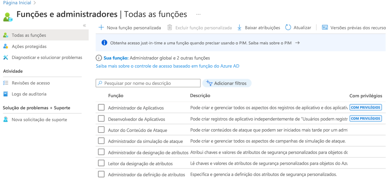 Captura de ecrã das funções do Microsoft Entra na janela Funções e administradores no menu de gestão do Microsoft Entra ID do portal do Azure.