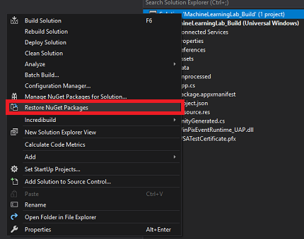 Captura de tela da janela do Visual Studio, que mostra o item de menu Restore Nu Get Packages realçado.