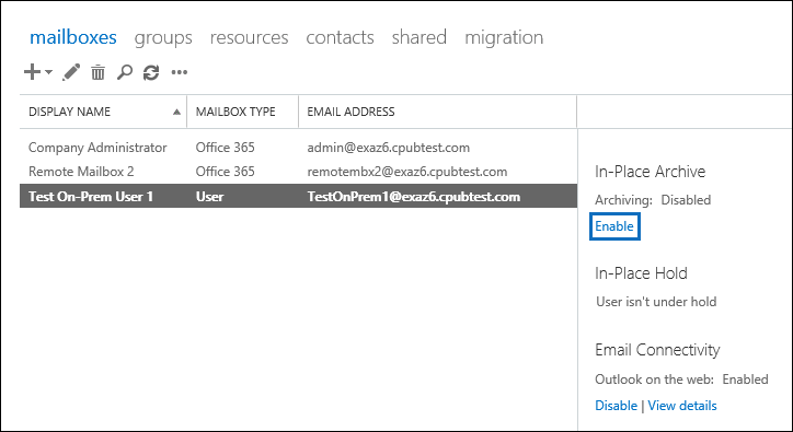 Нажмите кнопку Включить в области сведений, чтобы включить архивный почтовый ящик для выбранного пользователя.