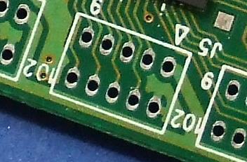 Выделены контакты c0, c1 и ground