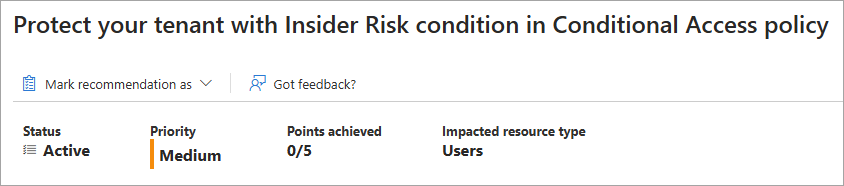 Skärmbild av en rekommendations status, prioritet och resurstyp som påverkas.