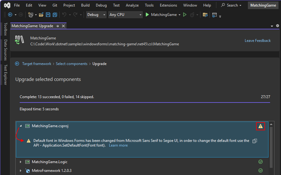 .NET 升级助手的升级结果选项卡的屏幕截图，其中一些结果项具有警告符号。