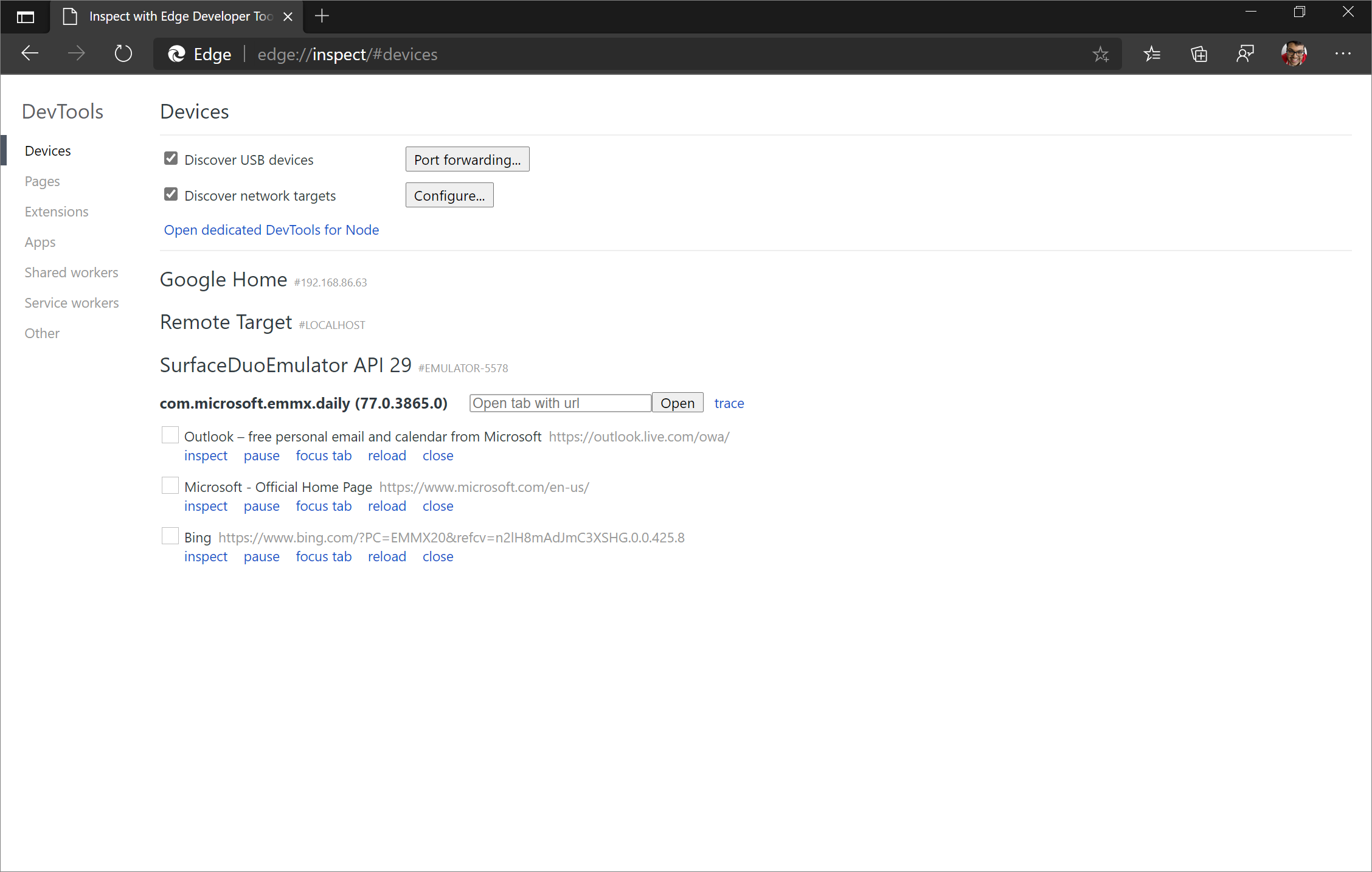 “edge://inspect”页显示模拟器上运行的 Microsoft Edge 应用中打开的选项卡列表