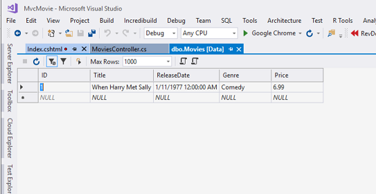 螢幕擷取畫面所示為 MVC Movie Microsoft Visual Studio 視窗。其中 [dbo.MoviesData] 索引標籤已選取。